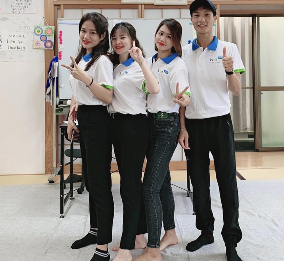 Hoạt động HelloJob 18